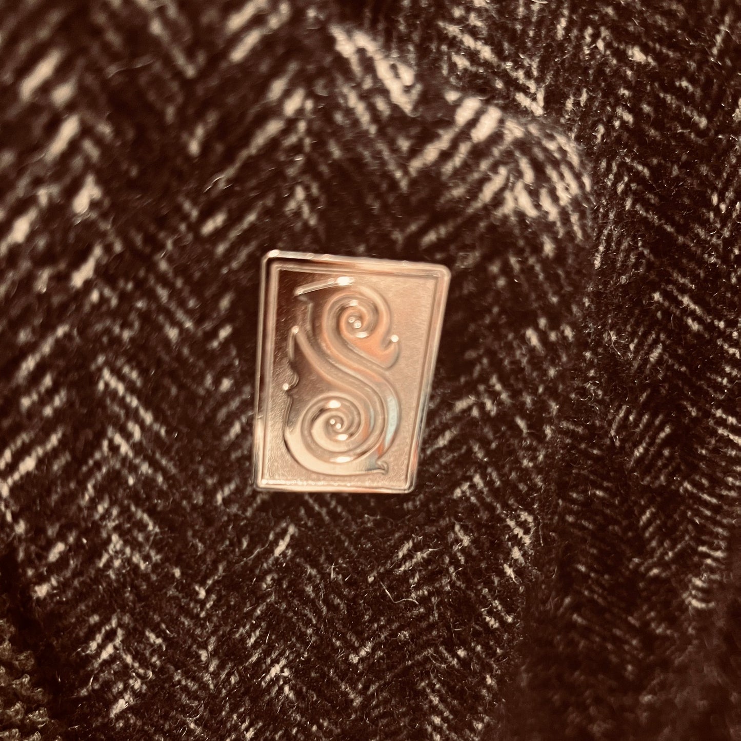 Grade I Snap Dragon Hunters Badge-B'eastly Boxes